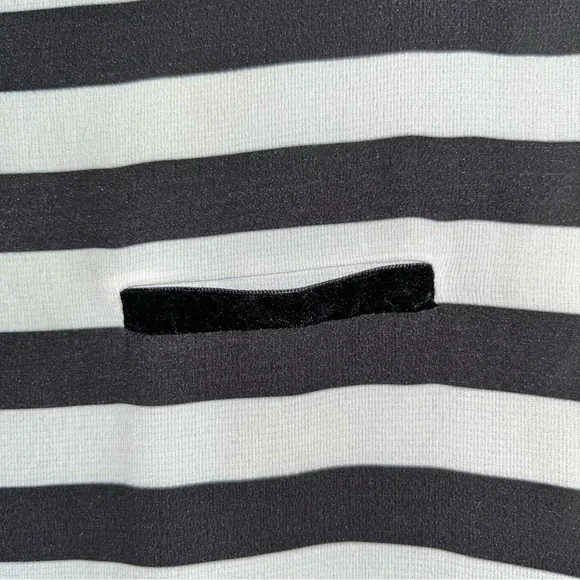Zara Black White Striped Tee Classic Minimalist Short Sleeve Pocket Top Size S - Picture 2 of 4